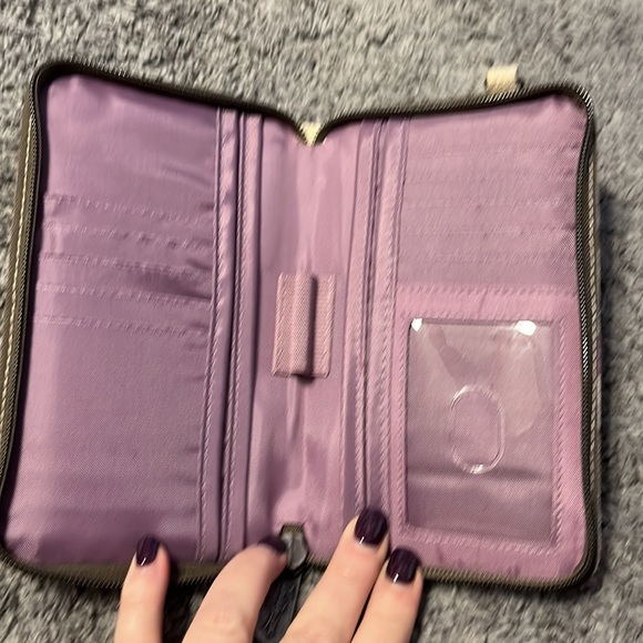 Wallet - Picture 3 of 5